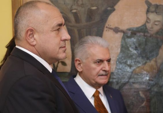 Борисов и Йълдъръм обсъдиха инфраструктурните проекти в региона