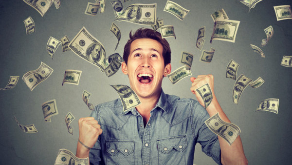 Учените разкриха: Щастието може да се купи! Ето колко пари ви трябват, за да сте доволни от живота