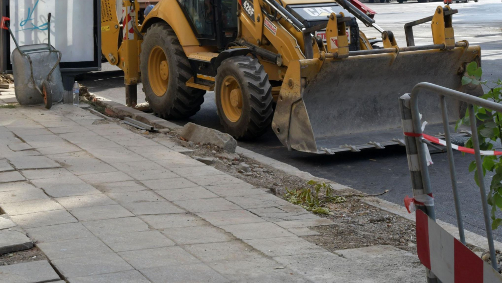 Борба с дупките: Наливат 7 млн. лв. за ремонт на улици в Пловдив 