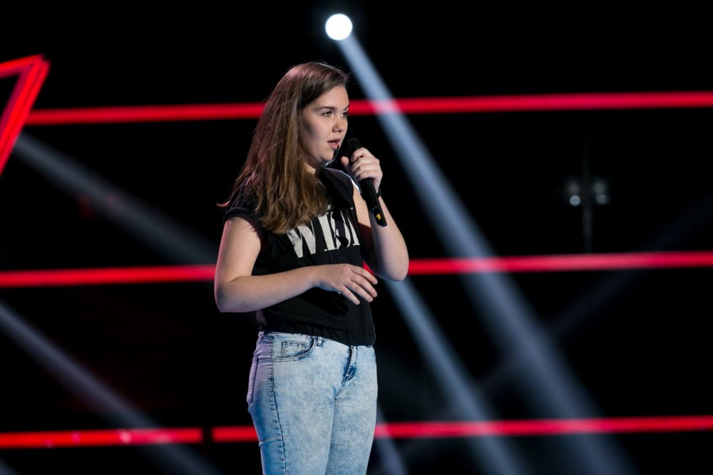 Момиче с уникален глас в „Гласът на България“,  жертва на домашно насилие!