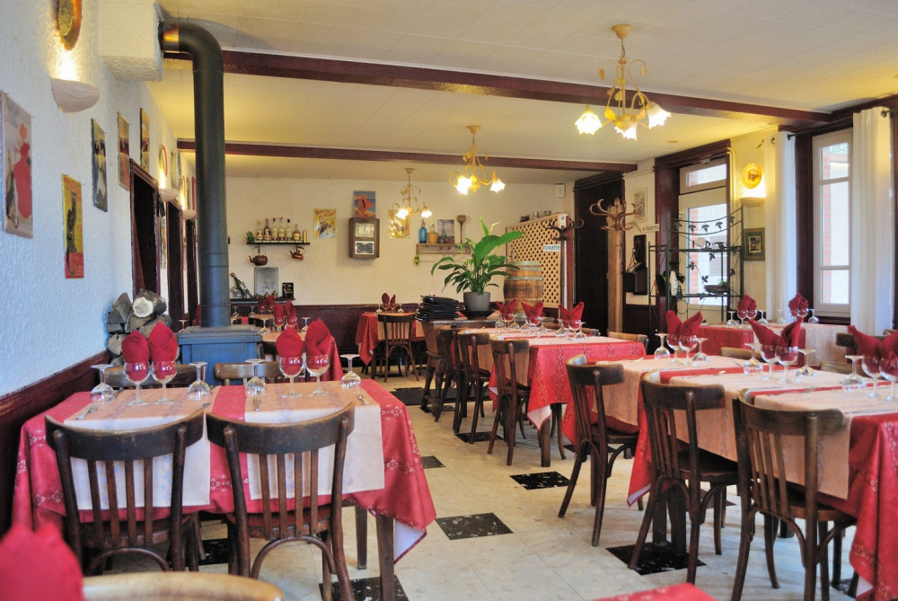 Веган устрои погром във френски ресторант 