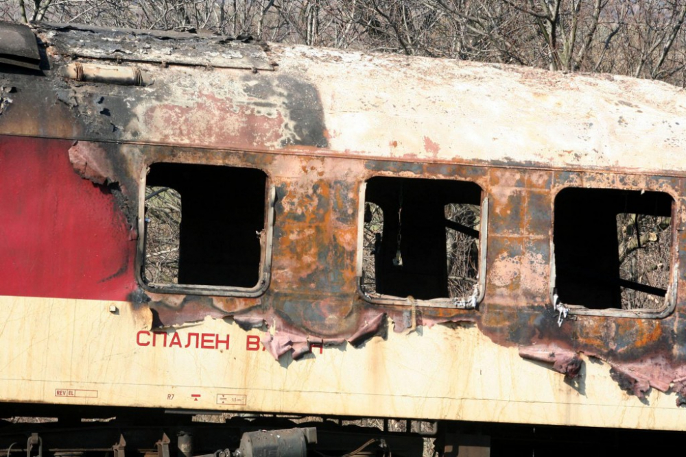 Точно 10 години от една от най-големите трагедии в по-новата ни история: Влакът-ковчег (СНИМКИ)