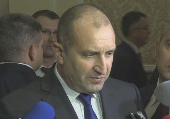 Президентът Радев коментира срещата на Гинка Върбакова с премиера и не спести критиките си към правителството и спецслужбите 