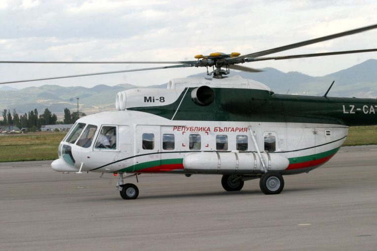 Бойко Борисов ли прелетя над Благоевград с правителствения хеликоптер Ми-8?