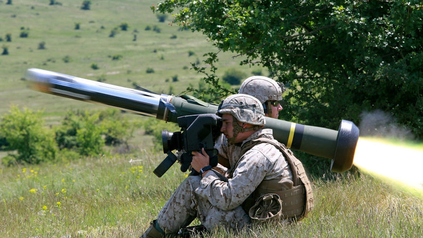 Пентагонът одобри продажбата на ракети Javelin за Украйна (ВИДЕО)