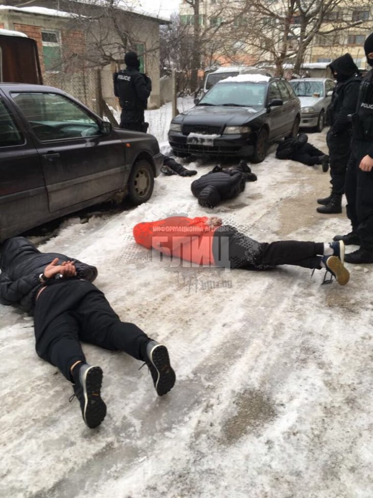 Извънредно и първо в БЛИЦ! Една от натръшканите мутри от спецотряд "Кобра" в Ихтиман е опасният бандит Иван Шумахера! (СНИМКИ)