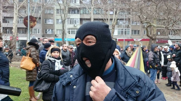 Близо 5000 души крещяха в защита на доктор Димитров в Пловдив, заканиха се утре да... (СНИМКИ)