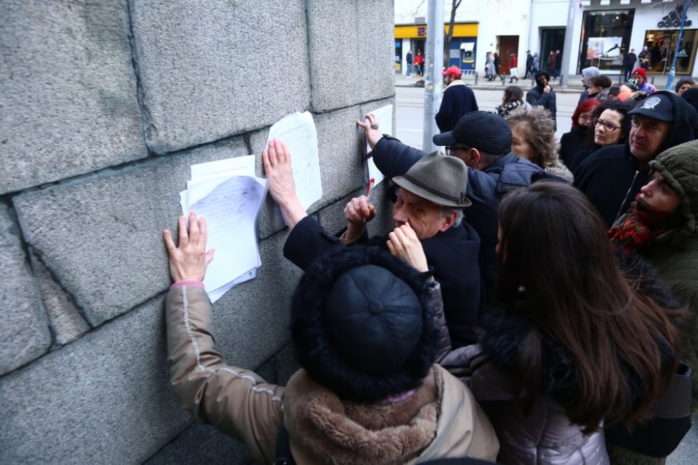 И София излезе на протест в подкрепа на д-р Димитров, убил Жоро Плъха при защита на семейството си (СНИМКИ)