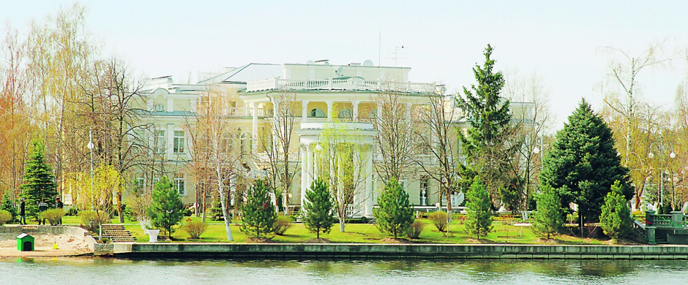 Първо ВИДЕО от мястото на самоубийството в палата на Порошенко
