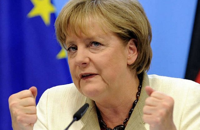 Минути след като положи клетва, Меркел преживя истински кошмар (СНИМКИ)
