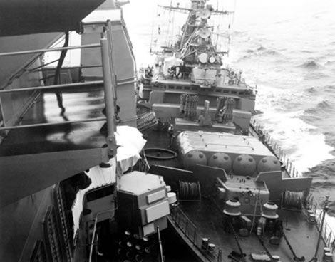Преди месец ВМС на САЩ тестваха ново оръжие срещу Русия в Черно море, а преди 30 години е имало истинско сражение край Крим (УНИКАЛНО US ВИДЕО)   