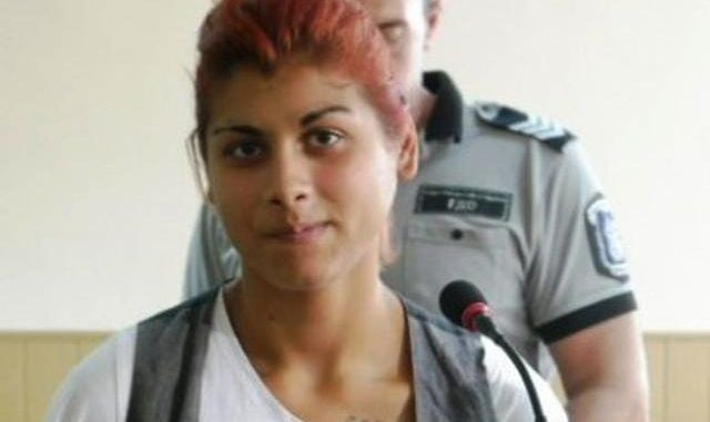 Само 12 години затвор за 18-годишната Гергана, задушила детето си с чорап