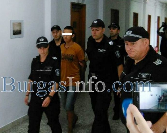 Шок! Сериен килър на момиченца шета в Бургас, твърди майката на Иван, задържан за убийството на 11-годишната Никол!