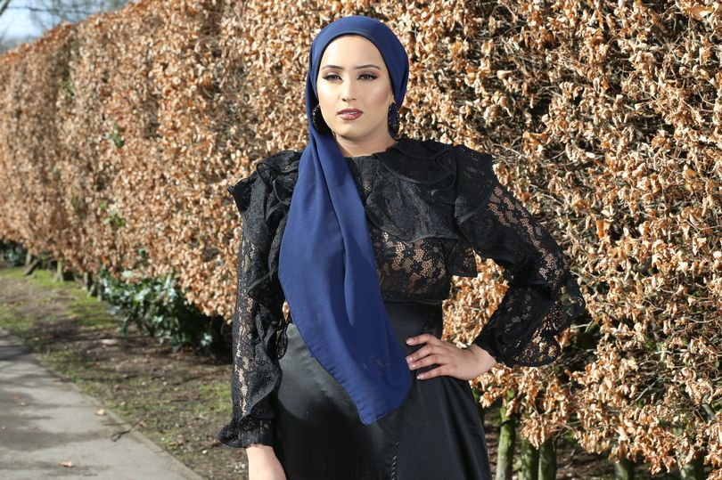 И дотам я докараха: Участничка с хиджаб на финалите на "Мис Англия" (СНИМКИ)