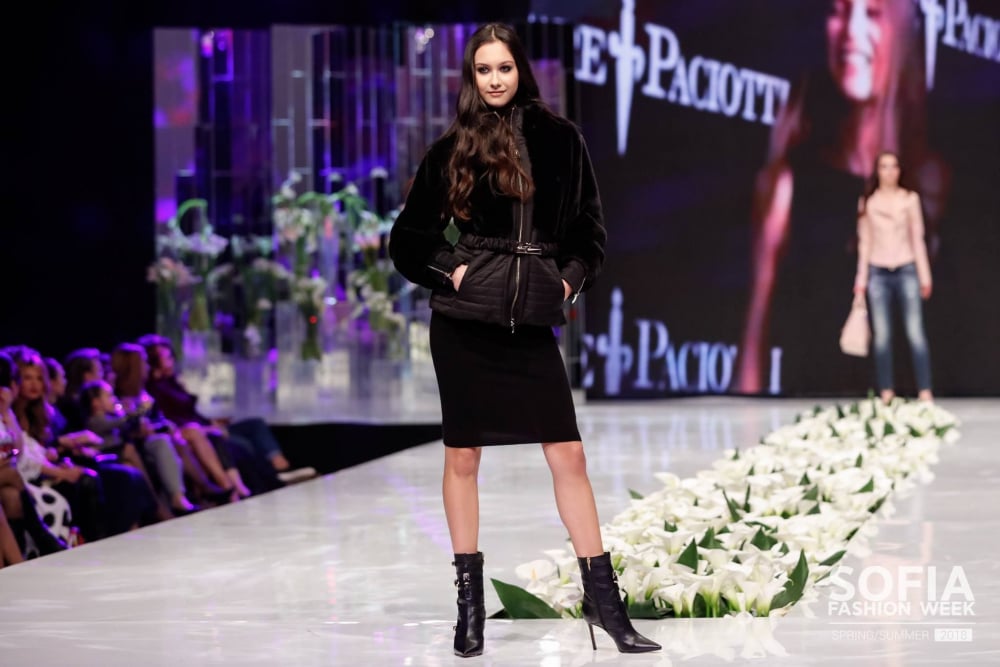 Италианските брандове ROCCOBAROCCO и CESARE PACIOTTI на сцената на Sofia Fashion Week SS 2018 