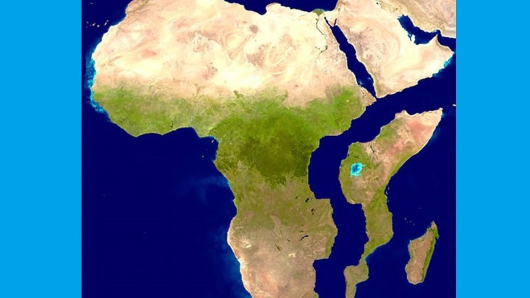 Африка се разцепва на две (ВИДЕО)