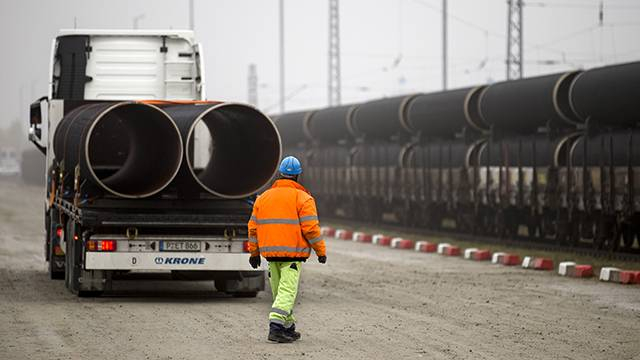 Финландия одобри строителството на "Северен поток-2", Украйна моли ЕС да го забрани