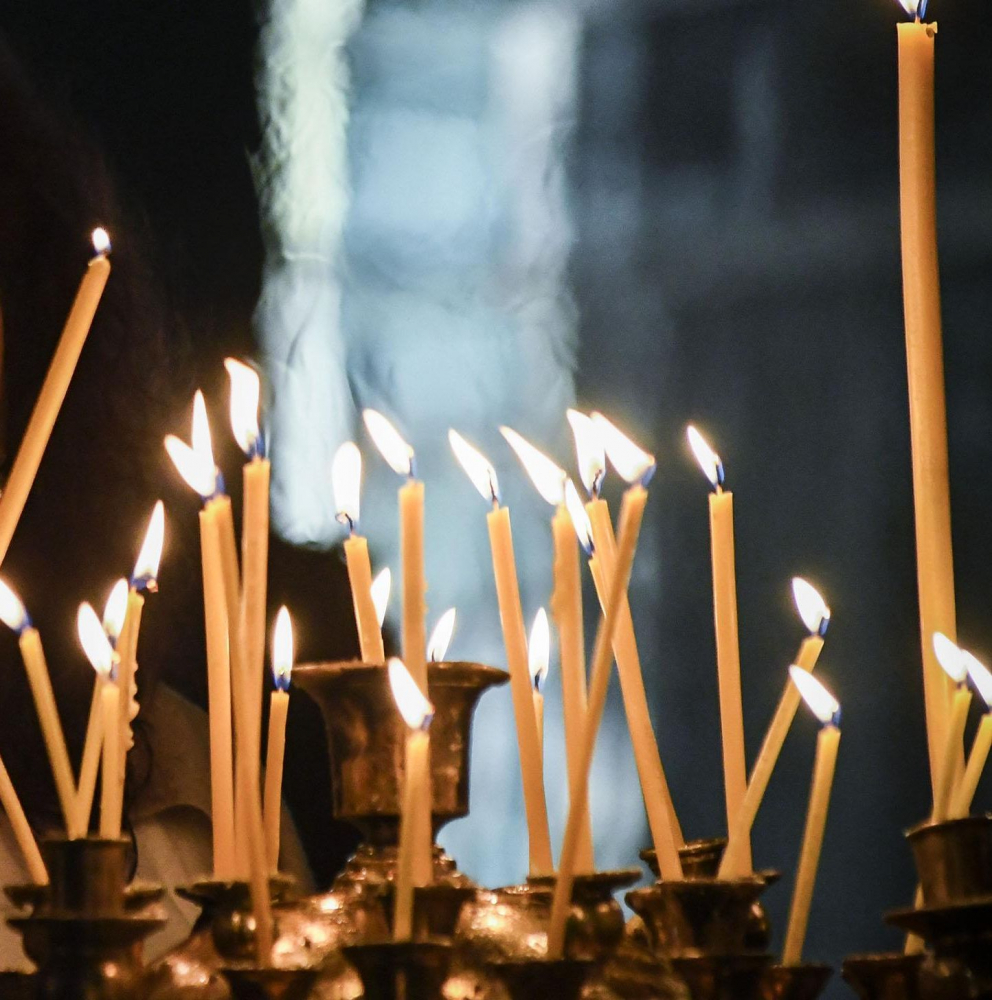 Църквата следи изкъсо да няма фалшиви свещи по Великден 