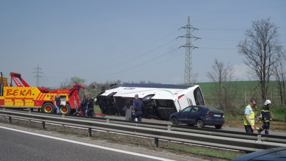 Черна хроника: Пътните инциденти с автобуси през последните години, най-кървавият е...  