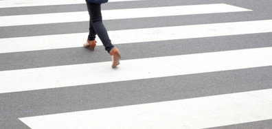 Пловдивски шофьор помете младо момиче на пешеходна пътека 