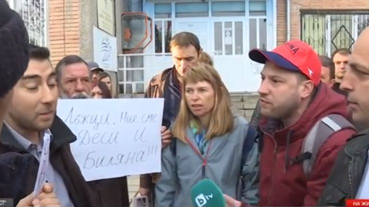 Фенове на Иванчева налетяха на общинар от ВМРО под прозорците на район „Младост“ в ефир 