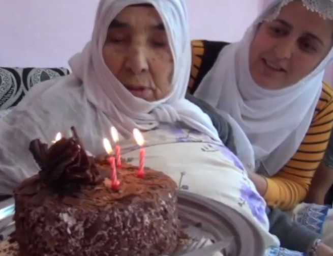 119-годишна туркиня разкри тайната на дълголетието си (ВИДЕО)
