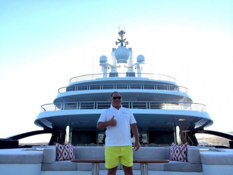 Милиардер се разведе с жена си, но изгуби любимата си яхта за 485 млн. долара