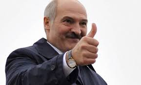 Лукашенко: Оставете самогона, пийте вино!
