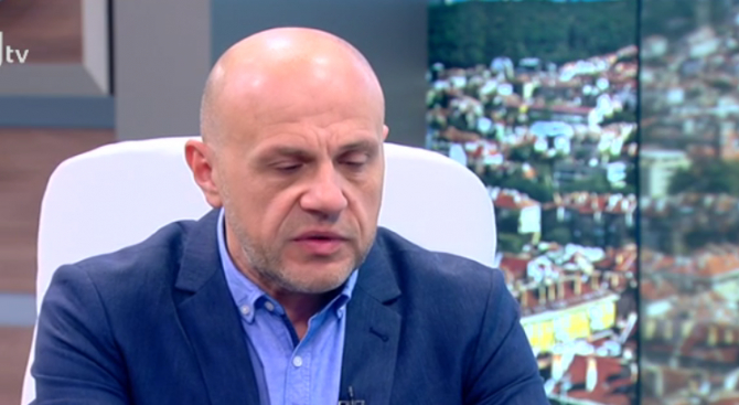 Томислав Дончев: Волен Сидеров не е командирован от премиера в Крим