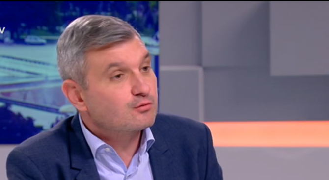 Шефът на СОС обясни кое е най-странното след оставката на заместника на Иванчева и директно го обвини в...