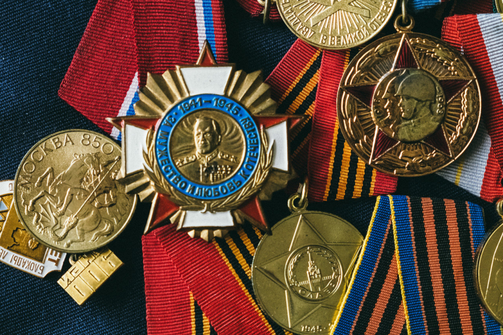 Жестокост! Наркоман уби 94-годишен ветеран от Великата отечествена война, който отказал да му даде медалите си