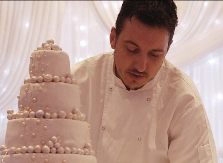 Братът на обичан български актьор ще прави торта за сватбата на принц Хари