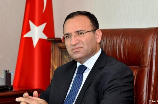 Турция изтегля посланиците си от САЩ и Израел 