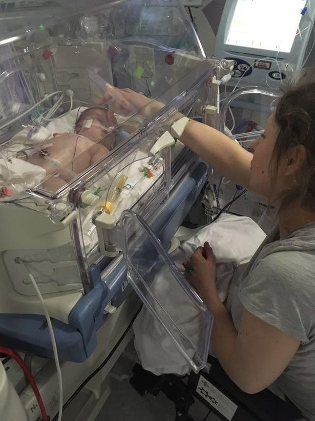 Съкрушена майка: Дъщеря ни умря 5 дни след раждането, а прост тест можеше да я спаси (СНИМКИ)
