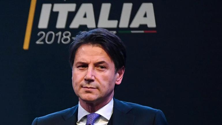 Италианският президент връчи мандат за съставяне на правителство на Джузепе Конти