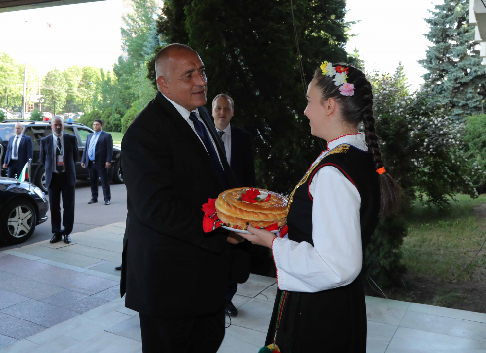 Борисов се срещна с българската общност в Москва (СНИМКИ)