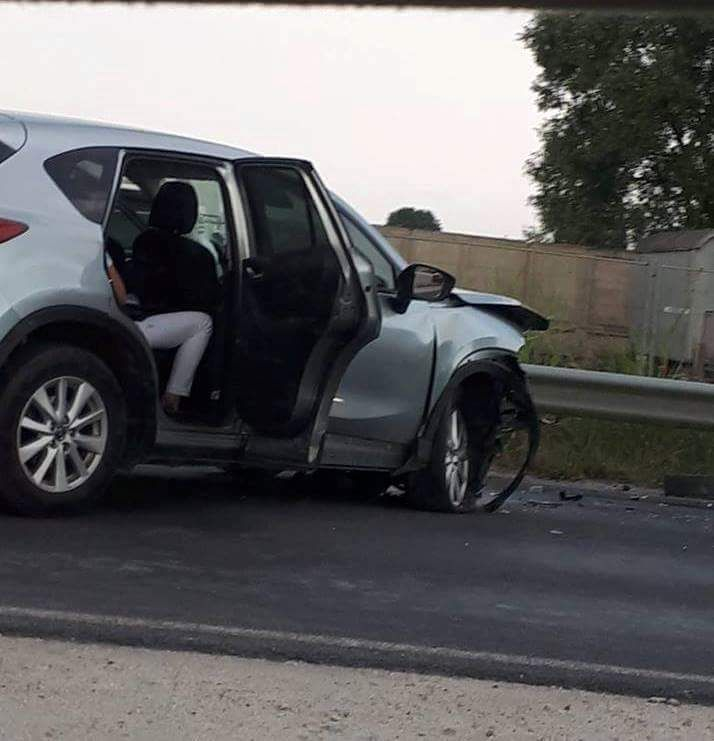 Само в БЛИЦ: Млада шофьорка и екстравагантен мъж с опит за грандиозна измама след мелето с 8 ранени край Пловдив! (СНИМКИ)
