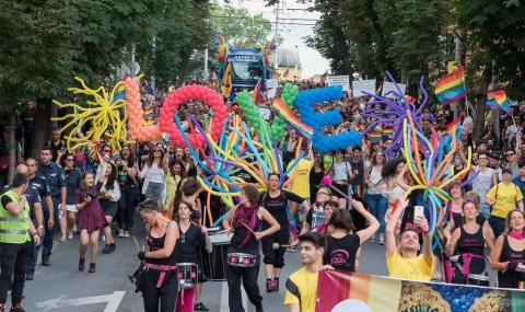 Три протеста излизат срещу гей парада утре
