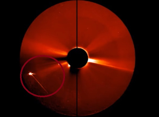Спътници заснеха сензационни кадри от Слънцето! Огромни космически кораби кръжат около него (ВИДЕО)