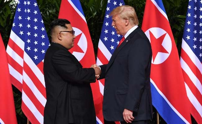 Тръмп и Ким Чен-ун завършиха срещата в разширен състав с важни изявления и отидоха на обяд с изтънчено меню