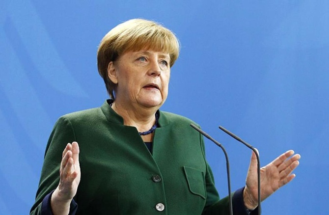 Меркел за мигрантите: Нуждаем се спешно от промени. Ние трябва да решаваме кой да идва в Европа