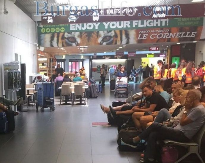 Лекарите от Бургас, които бяха блокирани на летището в Бергамо, разказаха за ужаса, който преживели 