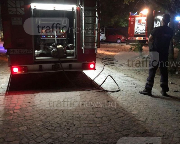 От последните минути: Огнена стихия в Пловдив, пламнаха две аудита (СНИМКИ)