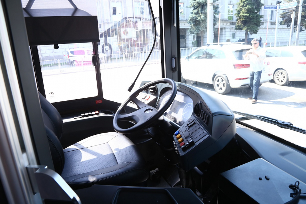 Автобус помете пешеходец в Пловдив
