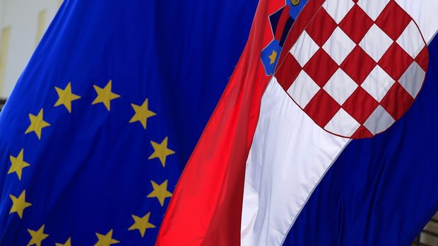 Дойче веле: Пет години в ЕС - как Хърватия стана невидима и защо не празнува