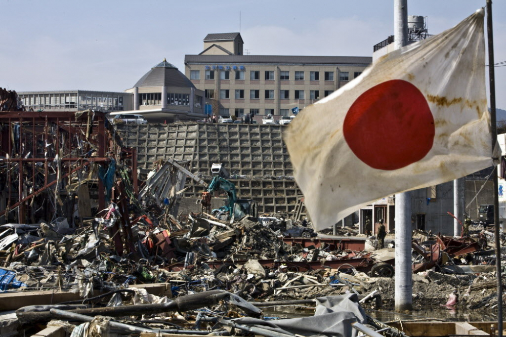 Зверски силно земетресение удари Япония! Зрелищни ВИДЕА