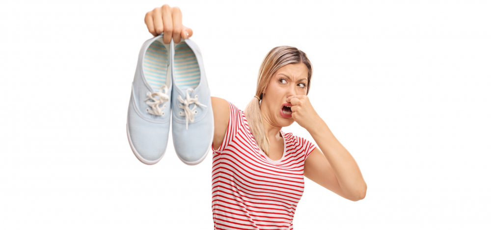 ШОКИРАЩО: Все повече българи имат проблеми с неприятния мирис на краката. Реагирайте веднага, защото може да имате гъбична инфекция на стъпалата!