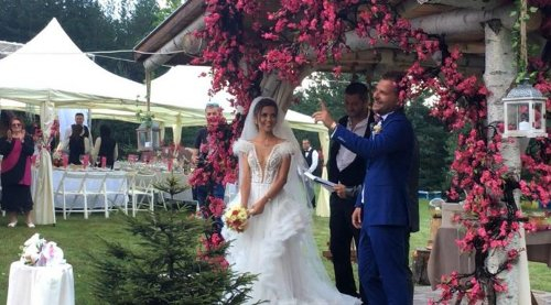 Богдана Карадочева вдигна шумна сватба за племенника си (СНИМКА)