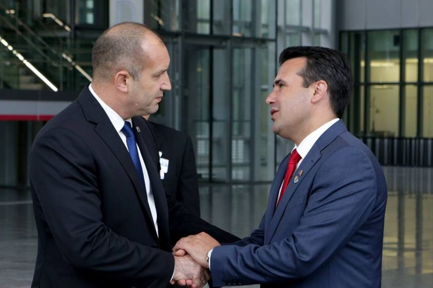 Заев отговори с приказки за гол популизъм на гневния коментар на българския президент Радев (ВИДЕО)