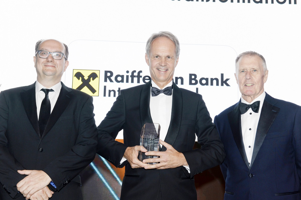 Юромъни: РБИ с глобална награда за банкова трансформация